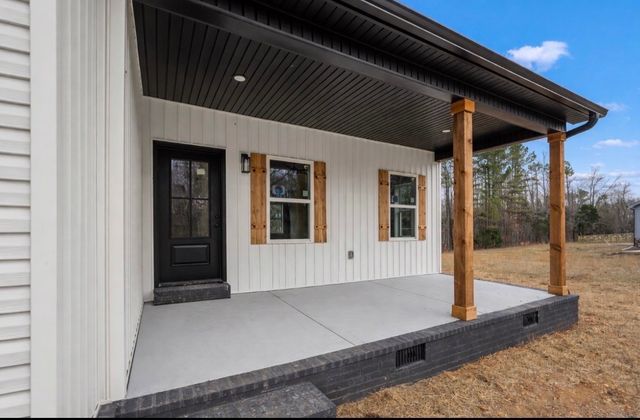 44 Ghea Rd, Normandy, TN 37360