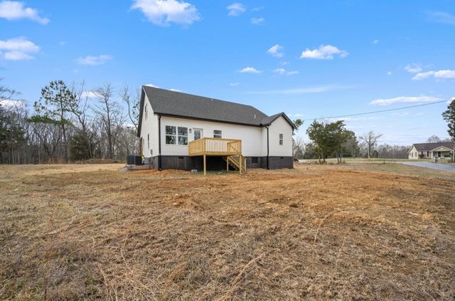 44 Ghea Rd, Normandy, TN 37360
