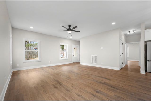 44 Ghea Rd, Normandy, TN 37360