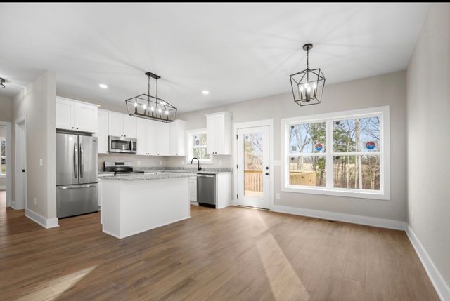 44 Ghea Rd, Normandy, TN 37360