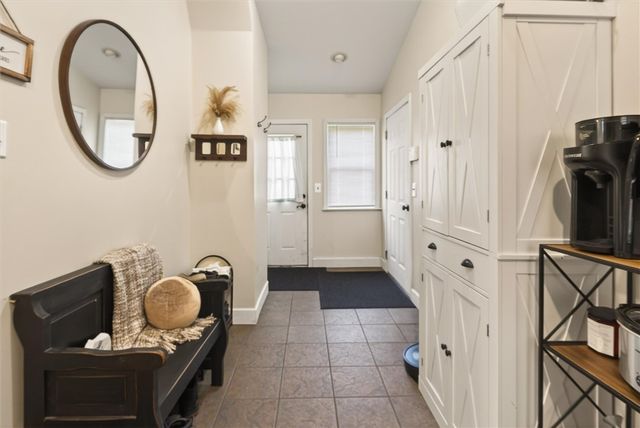218 Oakwood Ln, Webster, NY 14580
