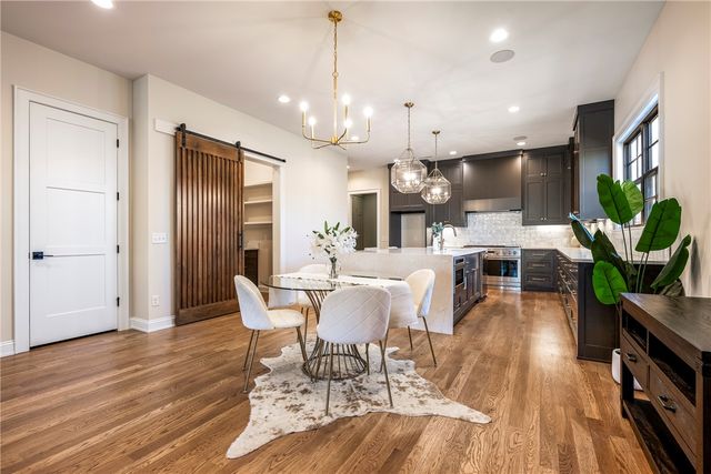 1039 NW A Street, Bentonville, AR 72712