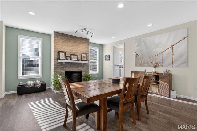 1001 Kilderkin Way, St Charles, MO 63301