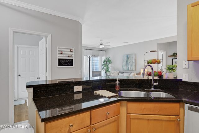 10961 BURNT MILL Road 425, Jacksonville, FL 32256