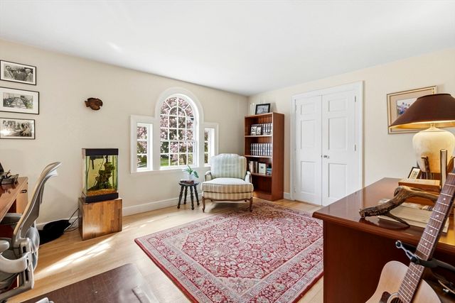 45 Cheever Cir, Andover, MA 01810