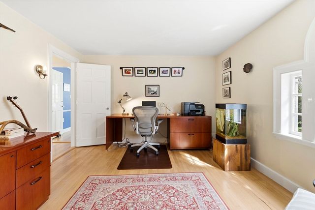 45 Cheever Cir, Andover, MA 01810