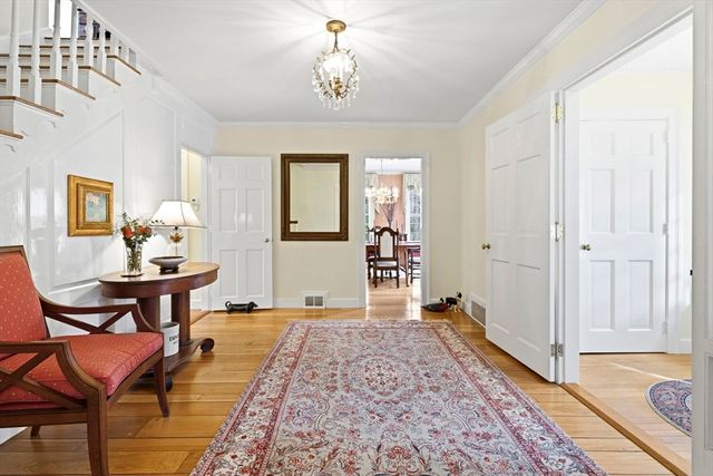 45 Cheever Cir, Andover, MA 01810