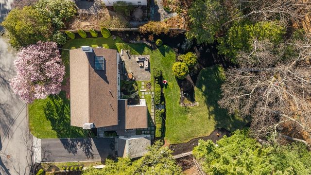 45 Cheever Cir, Andover, MA 01810