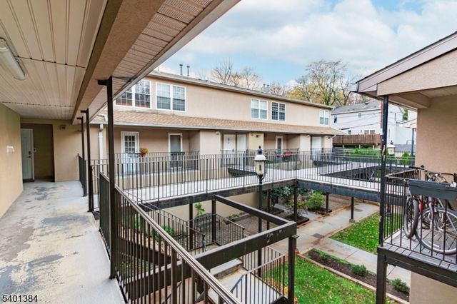 17 Church St 6, South Orange Village Twp., NJ 07079