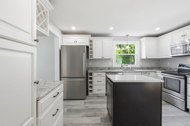 66 Perry Henderson Drive, Framingham, MA 01701