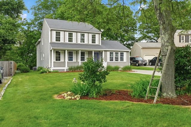 66 Perry Henderson Drive, Framingham, MA 01701