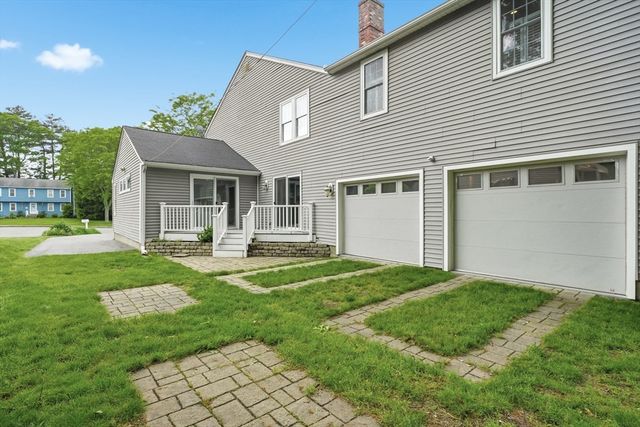 66 Perry Henderson Drive, Framingham, MA 01701