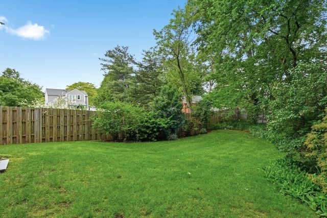 66 Perry Henderson Drive, Framingham, MA 01701