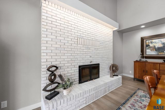 4505 S Southridge Dr Drive, Sioux Falls, SD 57105