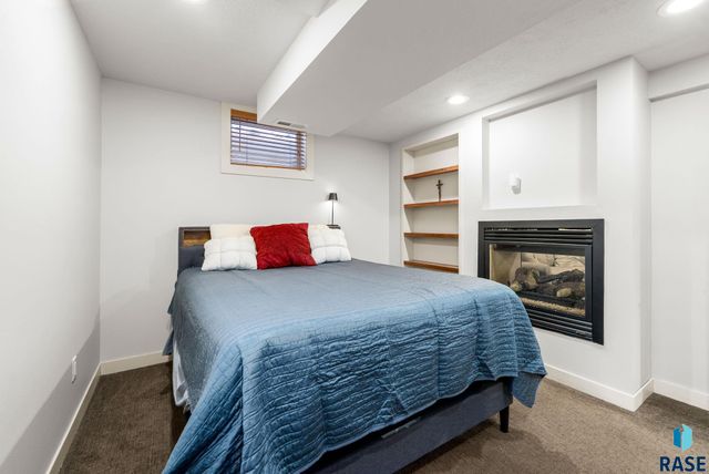 4505 S Southridge Dr Drive, Sioux Falls, SD 57105