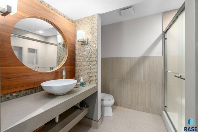 4505 S Southridge Dr Drive, Sioux Falls, SD 57105