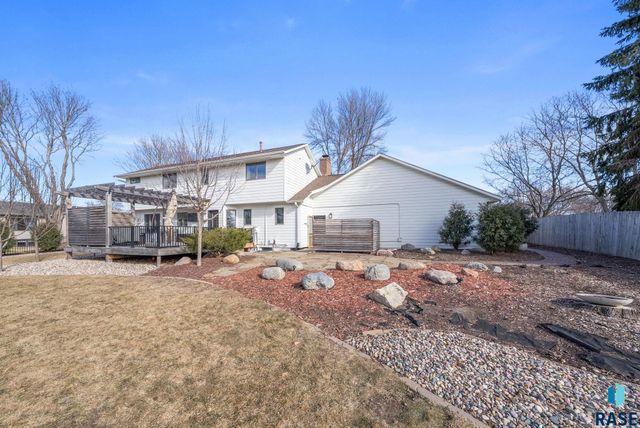 4505 S Southridge Dr Drive, Sioux Falls, SD 57105