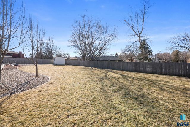 4505 S Southridge Dr Drive, Sioux Falls, SD 57105