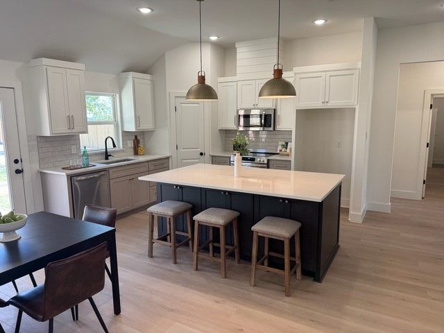 610 N Mill, Weatherford, TX 76086