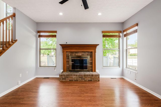 650 Cherry Hill Drive, Pickerington, OH 43147