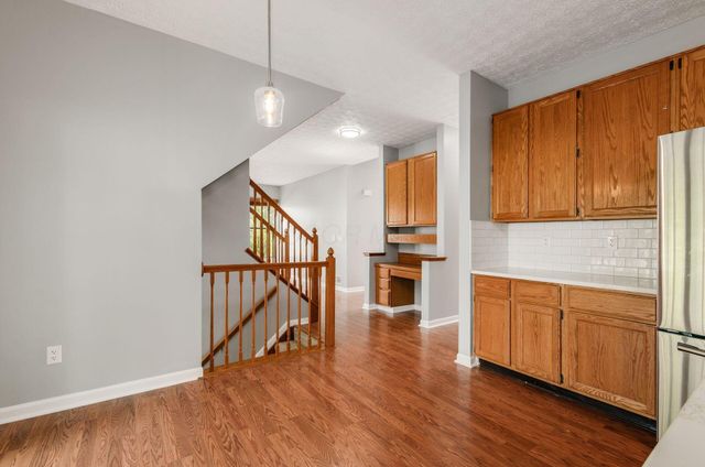 650 Cherry Hill Drive, Pickerington, OH 43147