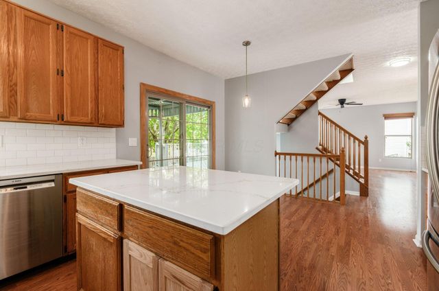 650 Cherry Hill Drive, Pickerington, OH 43147