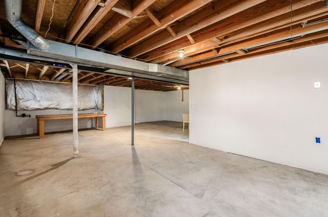 650 Cherry Hill Drive, Pickerington, OH 43147