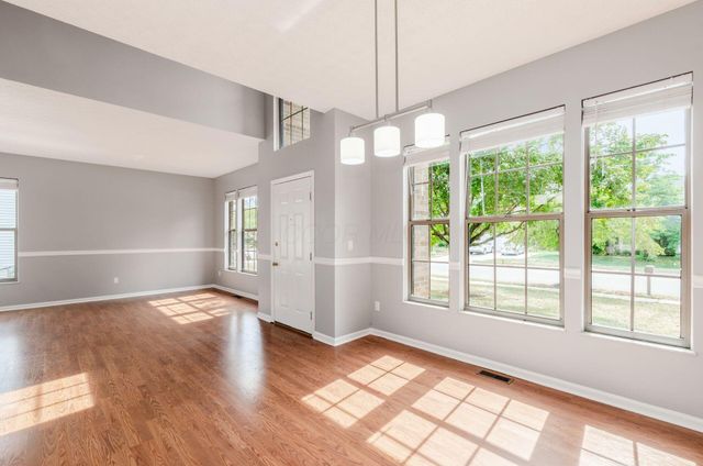 650 Cherry Hill Drive, Pickerington, OH 43147