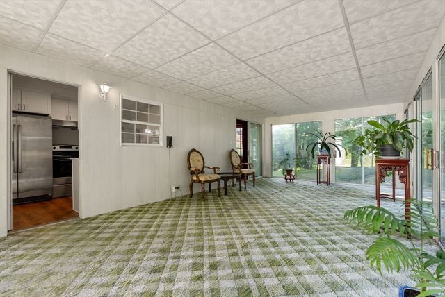 6 Chute Rd, Dedham, MA 02026