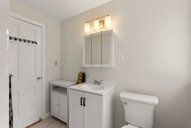 6 Chute Rd, Dedham, MA 02026