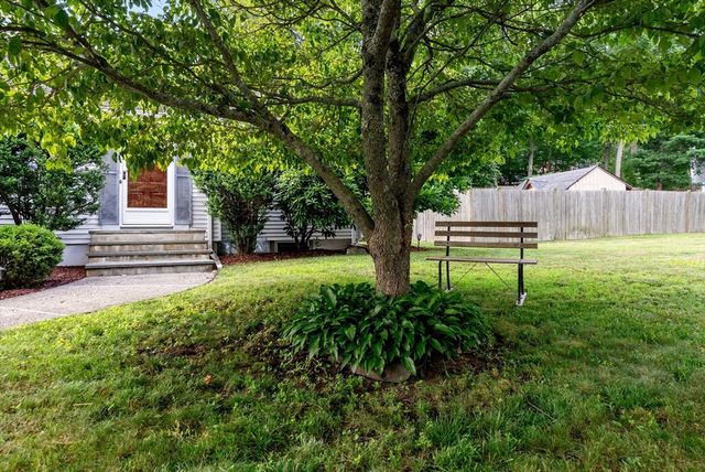 6 Chute Rd, Dedham, MA 02026