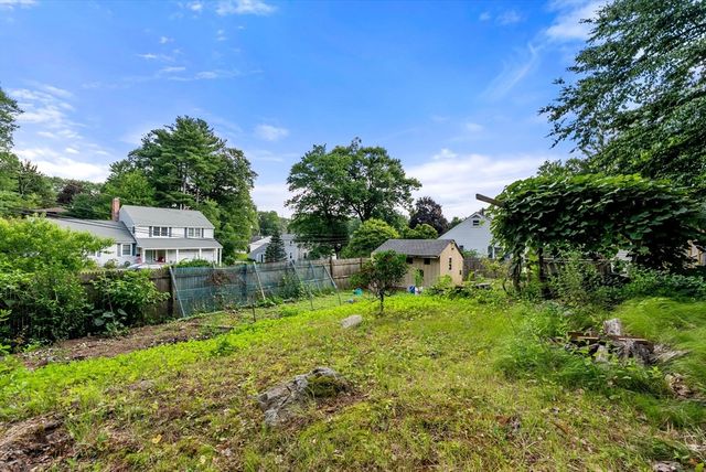 6 Chute Rd, Dedham, MA 02026