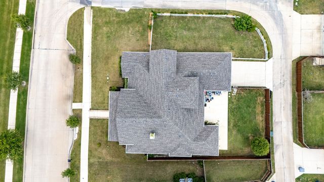 6912 Capella Park Avenue, Dallas, TX 75236