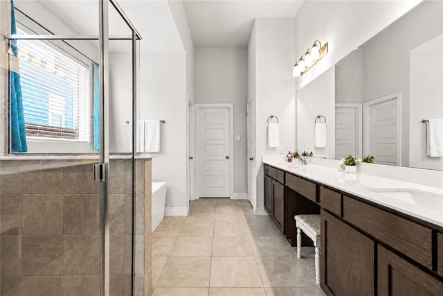 6912 Capella Park Avenue, Dallas, TX 75236