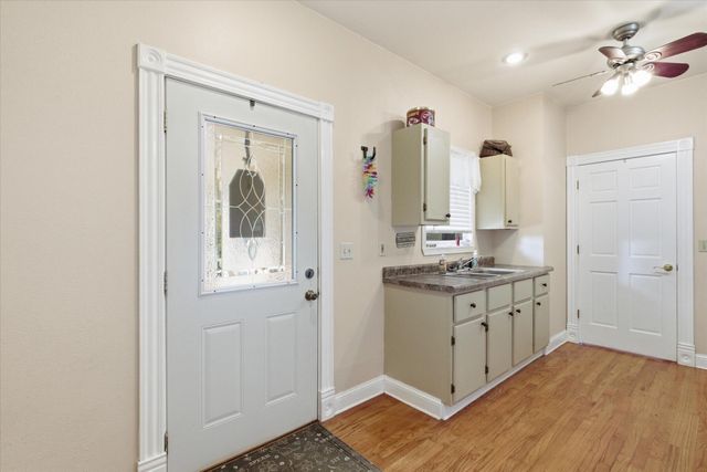 14640 N RICKETTS RD, Hallsville, MO 65255