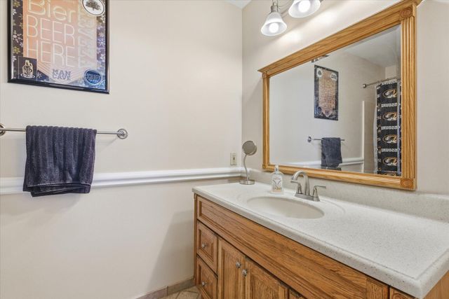 14640 N RICKETTS RD, Hallsville, MO 65255