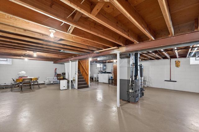 1505 Mackinac AVENUE, South Milwaukee, WI 53172