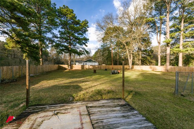 2040 Mccutcheon Avenue, Shreveport, LA 71108