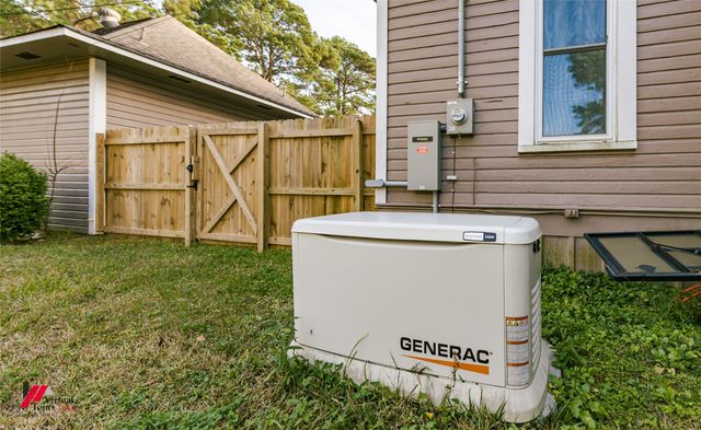 2040 Mccutcheon Avenue, Shreveport, LA 71108