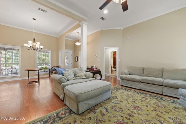 2724 Robert Hiram Drive, Gautier, MS 39553