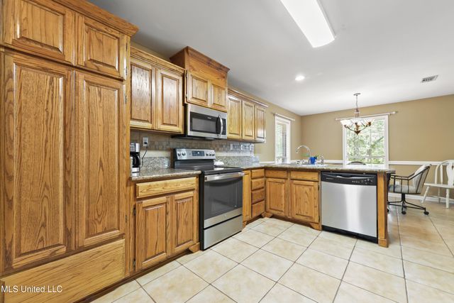 2724 Robert Hiram Drive, Gautier, MS 39553