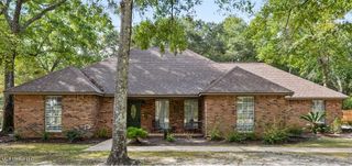 2724 Robert Hiram Drive, Gautier, MS 39553