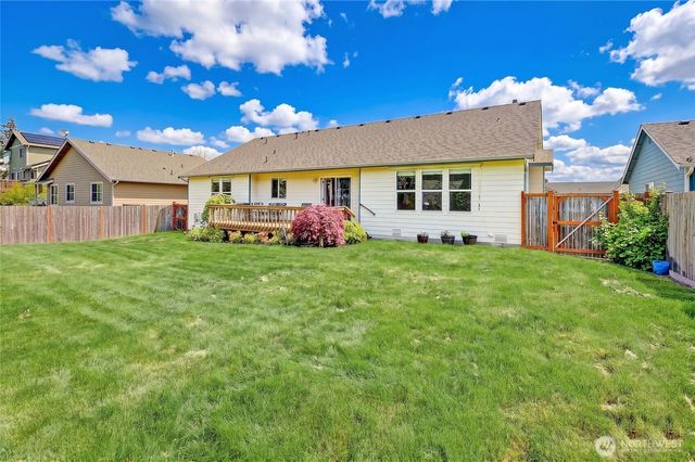 1148 Central Drive, Camano Island, WA 98282