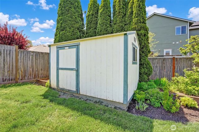 1148 Central Drive, Camano Island, WA 98282