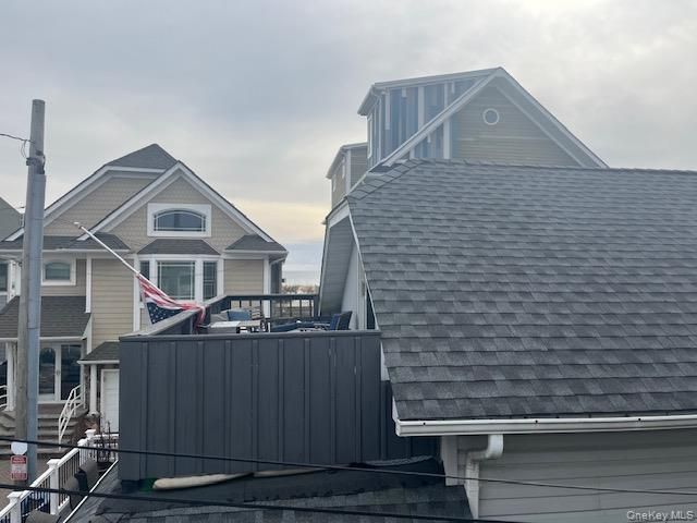 17 Louisiana Street Upper, Long Beach, NY 11561