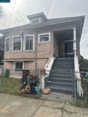 1201 41st Ave, Oakland, CA 94601