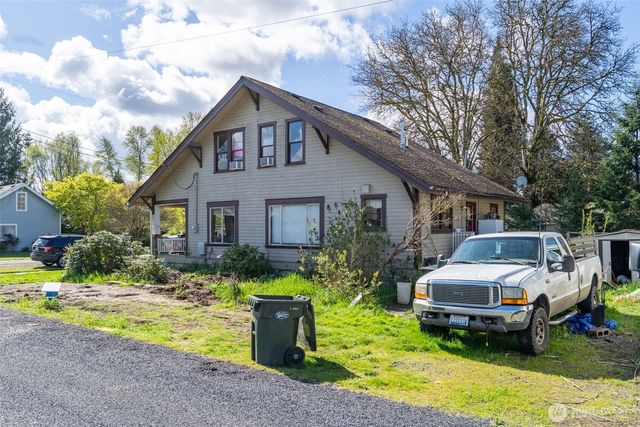 601 S 2nd Street, Toledo, WA 98591
