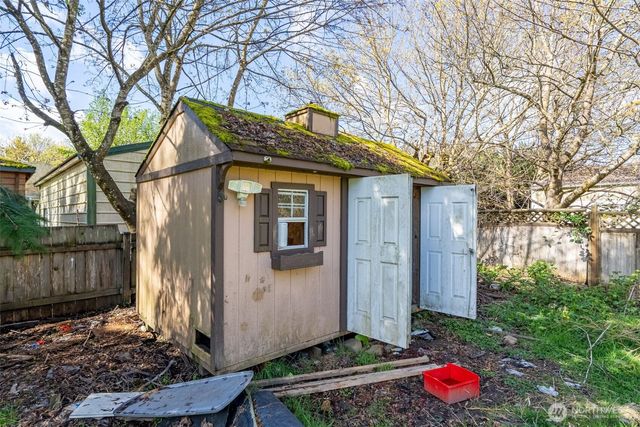 601 S 2nd Street, Toledo, WA 98591