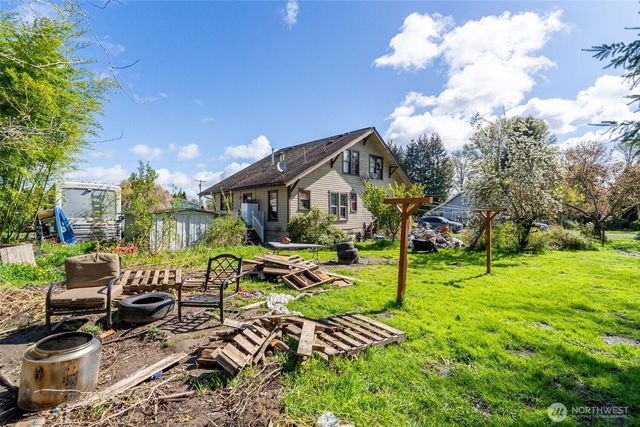 601 S 2nd Street, Toledo, WA 98591