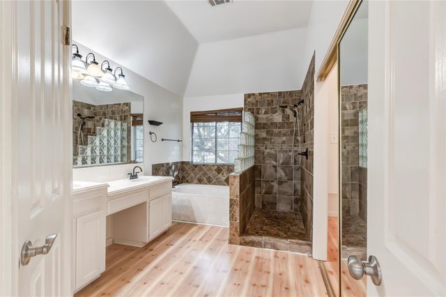 1901 Springwater DR, Round Rock, TX 78681